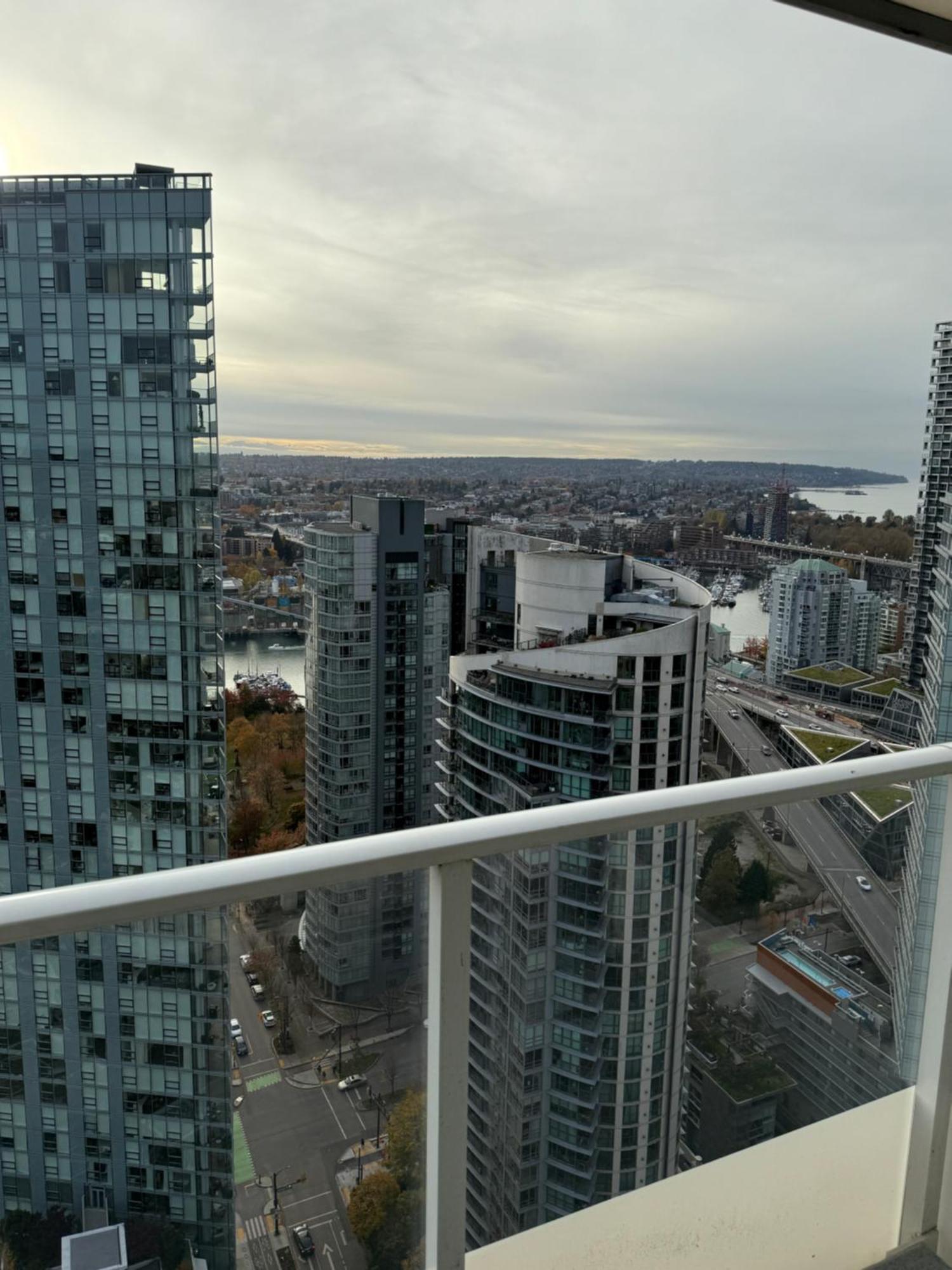 Beautiful 1 Bedroom Condo In Yaletown Vancouver Exterior photo