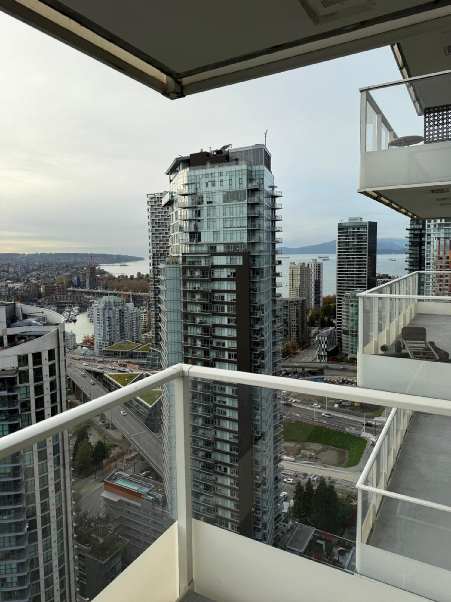 Beautiful 1 Bedroom Condo In Yaletown Vancouver Exterior photo